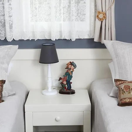 Mu Suites The Szálloda 2*